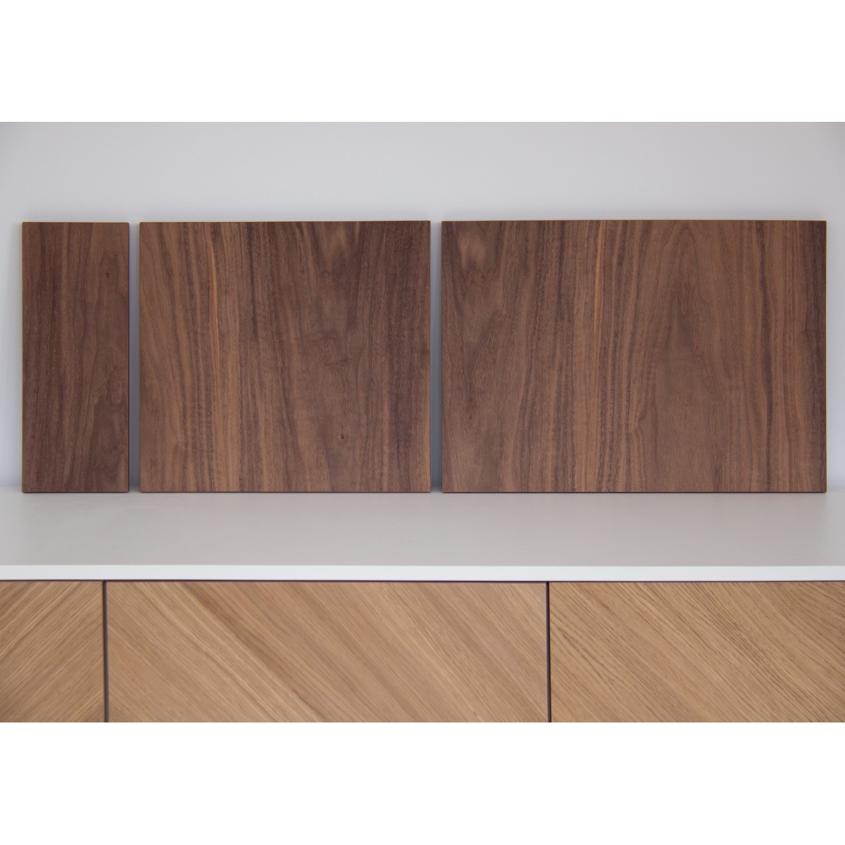Панель для стеллажа Stripe 50*35 см (орех)