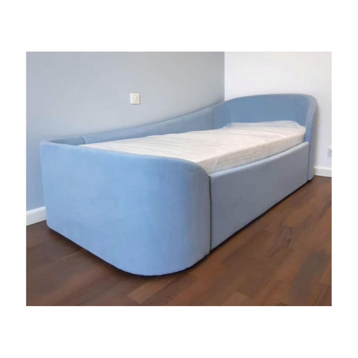 Диван-кровать KIDI Soft с низким изножьем 90*200 см R (голубой)