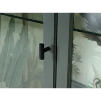 Витрина 3-х дверная Banksy