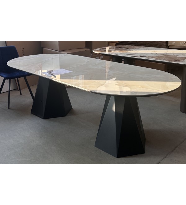 Стол ОРФЕЙ  240 нераскладной цвет ОНИКС (ONYX SABLE PULIDO), керамика / Черный каркас