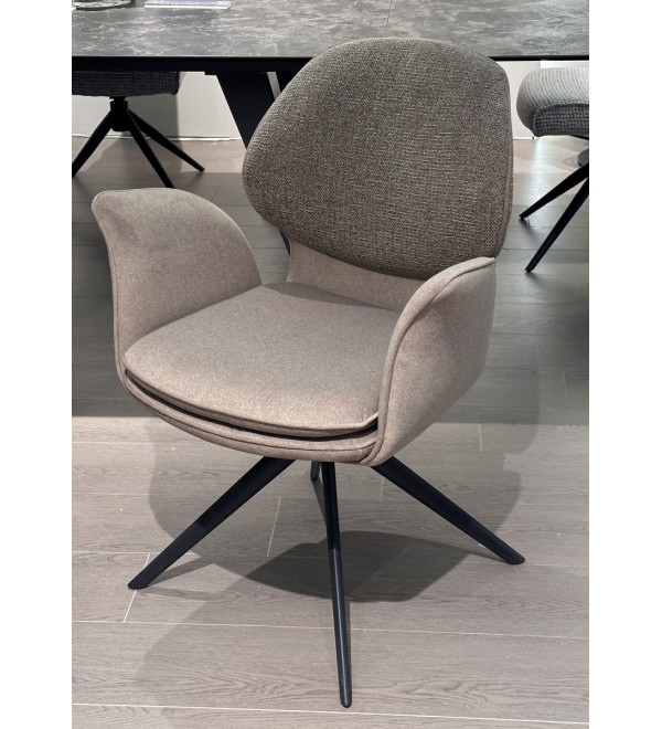 Стул ЛЕННЕ (LENNE) 360 град. поворот., цвет ЛАТТЕ MILAN-430/ MOHAIR-440, ткань/ Черный, ®DISAUR