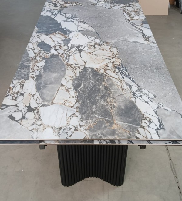 Стол АДАЖИО 240 (320) см цвет МИНЕРАЛ (MINERAL STONE NATURAL), керамика / Черный каркас