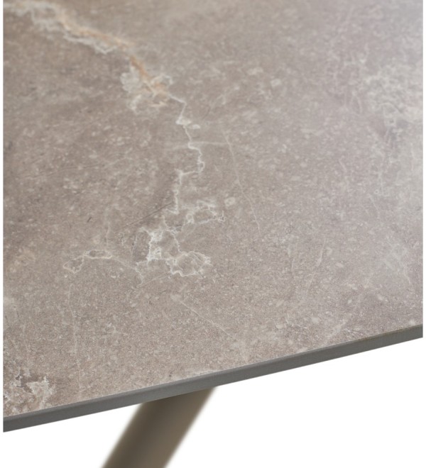 Стол РИВОЛИ (RIVOLI) 140 цвет ЛАТТЕ МАТОВЫЙ (MATT LATTE STONE SOLID CERAMIC) / ТАУПЕ, ®DISAUR