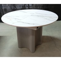 Стол АДАЖИО 115 КРУГЛЫЙ цвет МРАМОР (GILT WHITE), керамика / Латте каркас