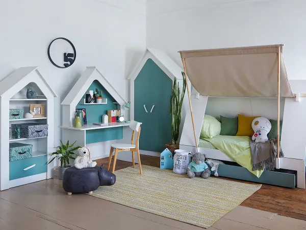 Интерьер: Комод Campi, Кровать Campi light, Комод Campi — стиль Современный